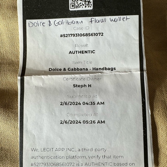 Rare Dolce and Gabbana Compact Wallet - Picture 10 of 10